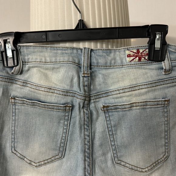 Machine Pour Neuf Mode EUC Light Ripped Denim Shorts - Picture 7 of 13